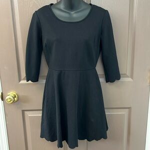 Dry Goods Lola and Grace Black Fit and Flare Scalloped Mini Dress Size Medium